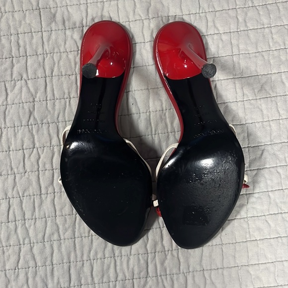 Sergio Rossi Red Stiletto Heel, White Strap and Red Leaf Embellishments, Sz 36.5 - Picture 5 of 7
